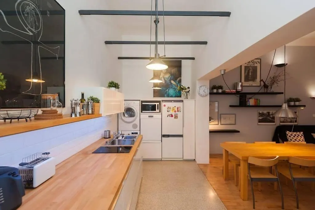 Charming Apartment Vodickova Prague