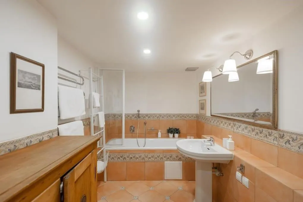 Charming Apartment Vodickova Prague