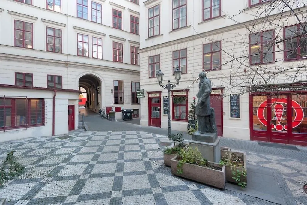 Charming Apartment Vodickova Prague